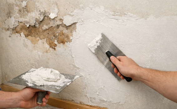 Mur endommagé par les eaux